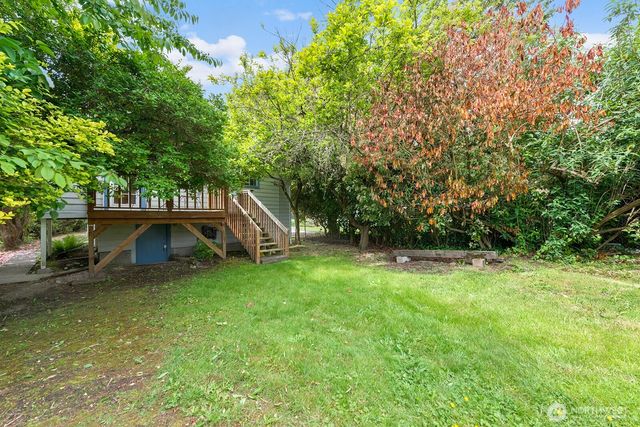 8844 18th Avenue SW, Seattle, WA 98106