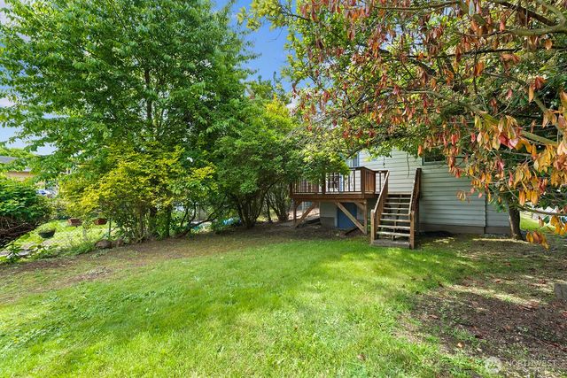 8844 18th Avenue SW, Seattle, WA 98106