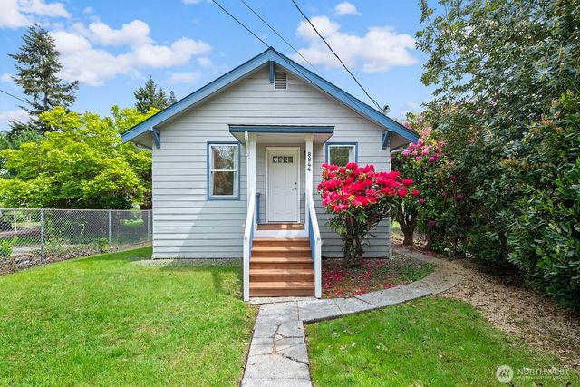 8844 18th Avenue SW, Seattle, WA 98106