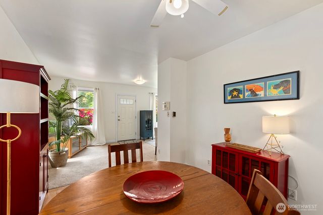 8844 18th Avenue SW, Seattle, WA 98106