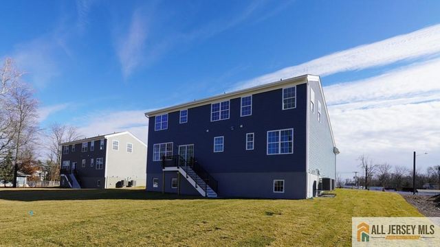 3 Michael Court, North Brunswick, NJ 08902