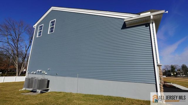 3 Michael Court, North Brunswick, NJ 08902