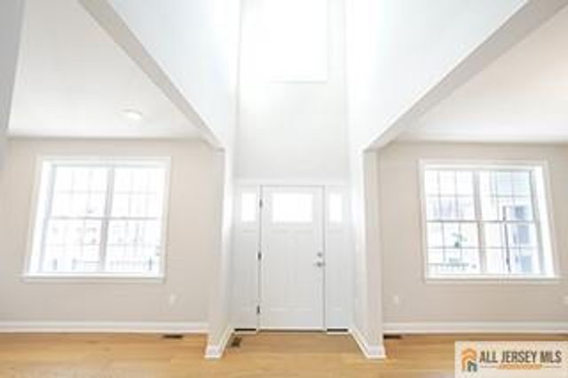 3 Michael Court, North Brunswick, NJ 08902