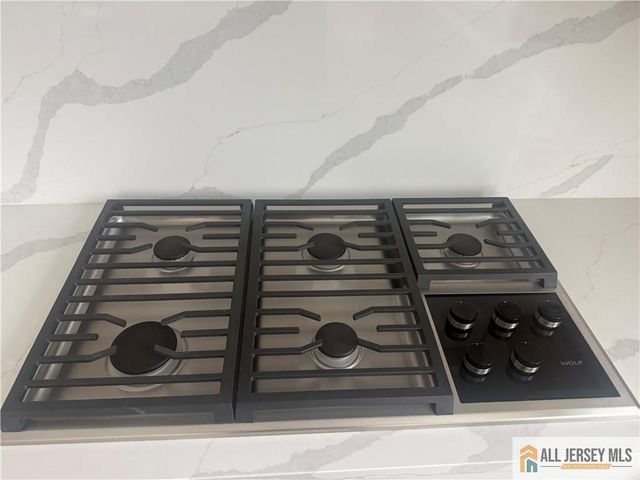 3 Michael Court, North Brunswick, NJ 08902