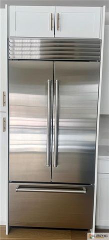 3 Michael Court, North Brunswick, NJ 08902