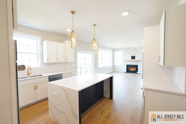 3 Michael Court, North Brunswick, NJ 08902