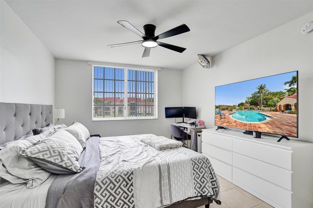 2163 Renaissance Blvd 204, Miramar, FL 33025