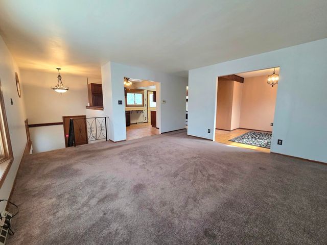 6777 Polk Street, Merrillville, IN 46410