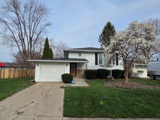 6777 Polk Street, Merrillville, IN 46410