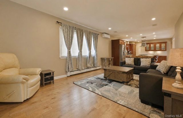 768 Edward Street, North Baldwin, NY 11510