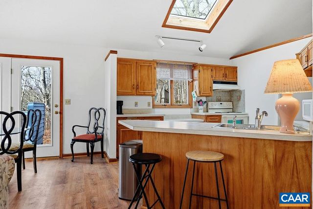 20 RED CEDAR CT, Wintergreen, VA 22967
