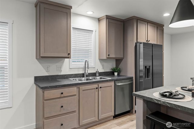 9617 Old Highway 99 SE, Olympia, WA 98501