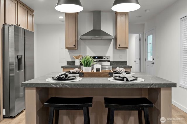 9617 Old Highway 99 SE, Olympia, WA 98501