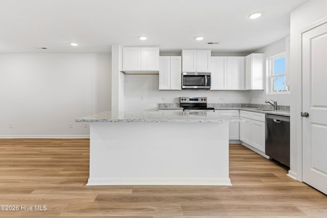 58 W Farley Drive 91, Hampstead, NC 28443