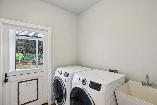 5700 Carmel Valley Road, Carmel, CA 93923