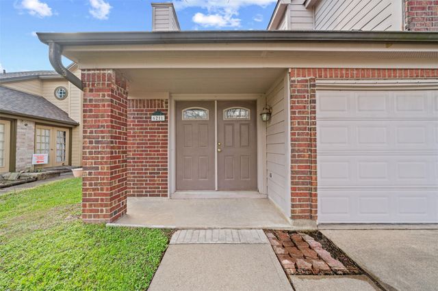 6211 Sandy Hollow Drive, Katy, TX 77449