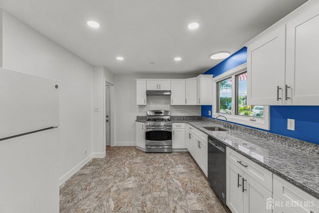 148 Helmetta Road, Monroe, NJ 08831