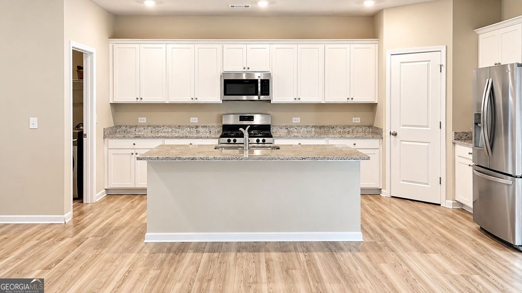 739 Gelderland Drive, Hampton, GA 30228 — photo 5