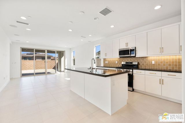 74236 Dexter Street, Palm Desert, CA 92211