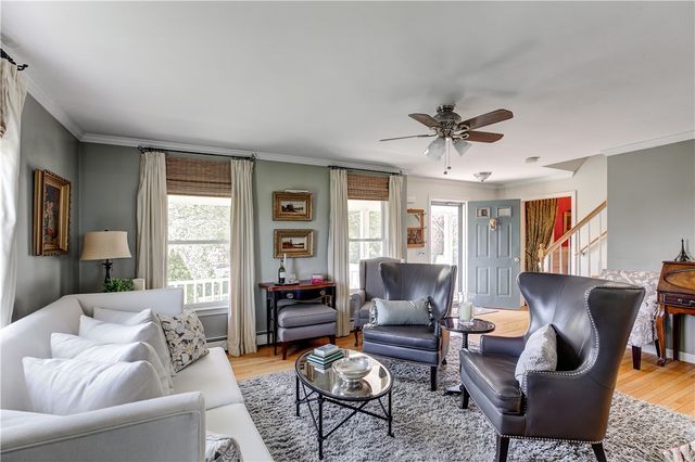 66 Mccorrie Lane, Portsmouth, RI 02871