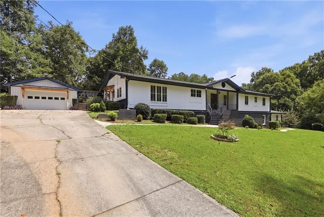6696 Vic Ar Road, Atlanta, GA 30360