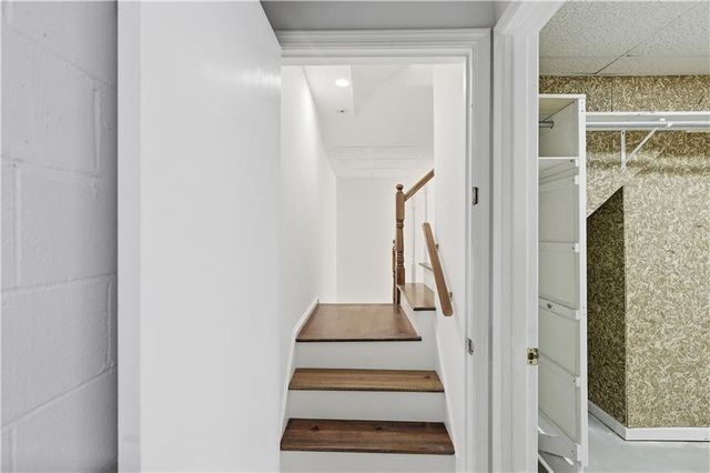 6696 Vic Ar Road, Atlanta, GA 30360