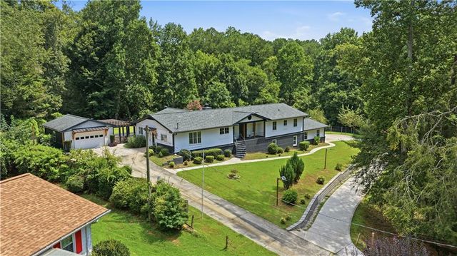 6696 Vic Ar Road, Atlanta, GA 30360