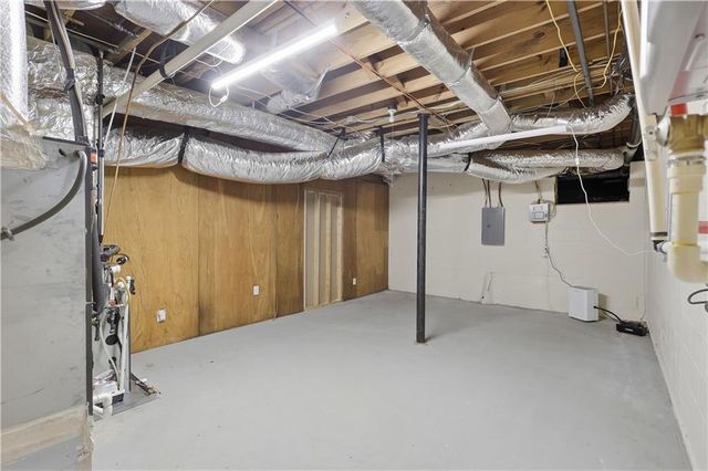 6696 Vic Ar Road, Atlanta, GA 30360