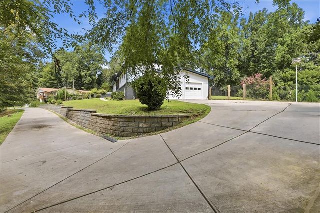 6696 Vic Ar Road, Atlanta, GA 30360