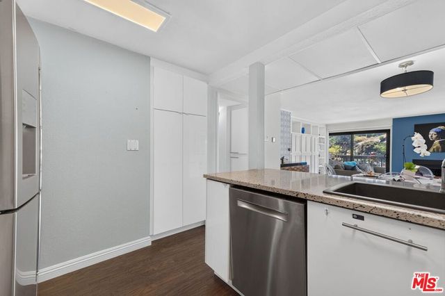 2018 Griffith Park Boulevard 219, Los Angeles, CA 90039