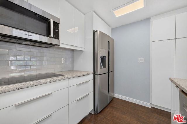 2018 Griffith Park Boulevard 219, Los Angeles, CA 90039