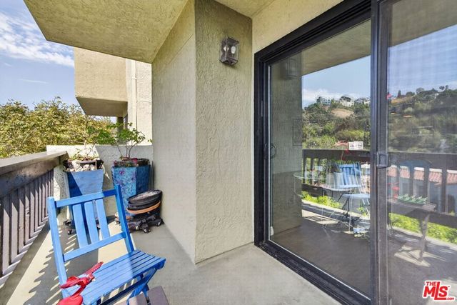 2018 Griffith Park Boulevard 219, Los Angeles, CA 90039
