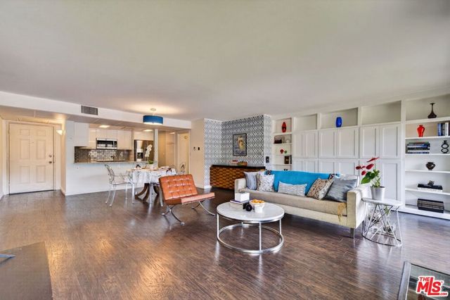 2018 Griffith Park Boulevard 219, Los Angeles, CA 90039