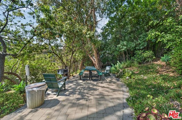 2018 Griffith Park Boulevard 219, Los Angeles, CA 90039