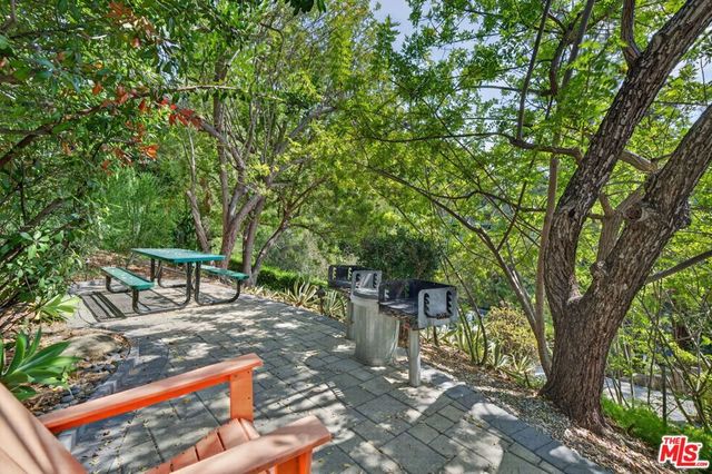 2018 Griffith Park Boulevard 219, Los Angeles, CA 90039
