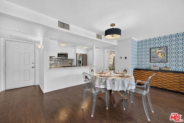 2018 Griffith Park Boulevard 219, Los Angeles, CA 90039