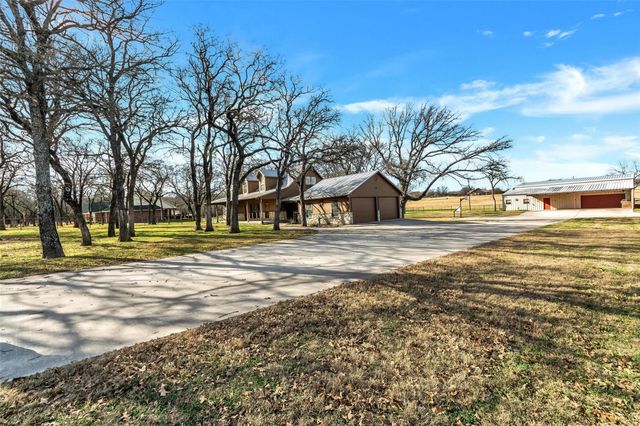 131 County Road 4680, Boyd, TX 76023
