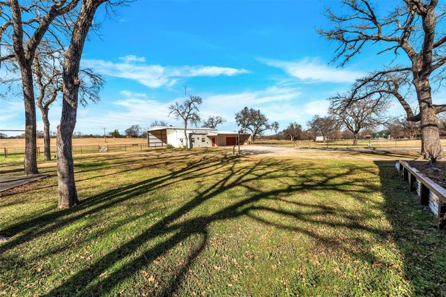 131 County Road 4680, Boyd, TX 76023