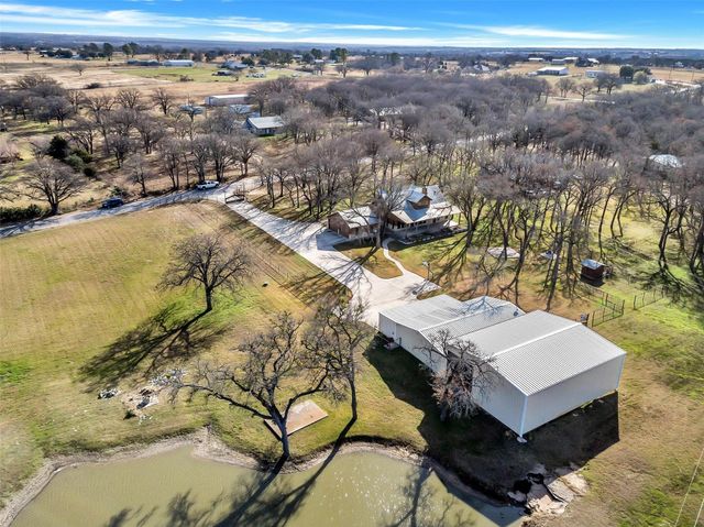 131 County Road 4680, Boyd, TX 76023