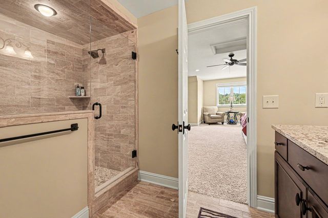931 Squire Oaks Drive, Villa Hills, KY 41017