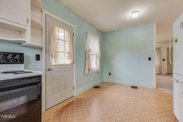 286 Wilmeth Street, Weber City, VA 24290