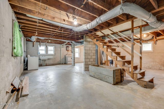 286 Wilmeth Street, Weber City, VA 24290