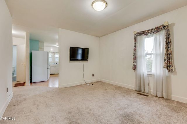 286 Wilmeth Street, Weber City, VA 24290