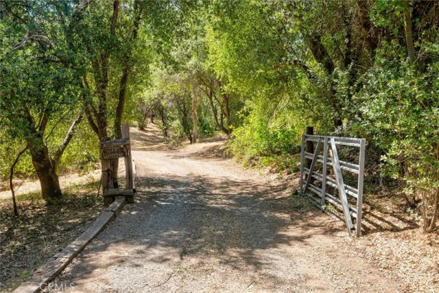 31493 Hazelwood Drive, North Fork, CA 93643