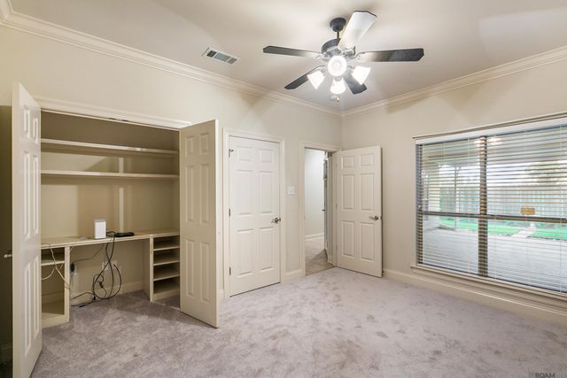 5310 Courtyard Dr, Gonzales, LA 70737