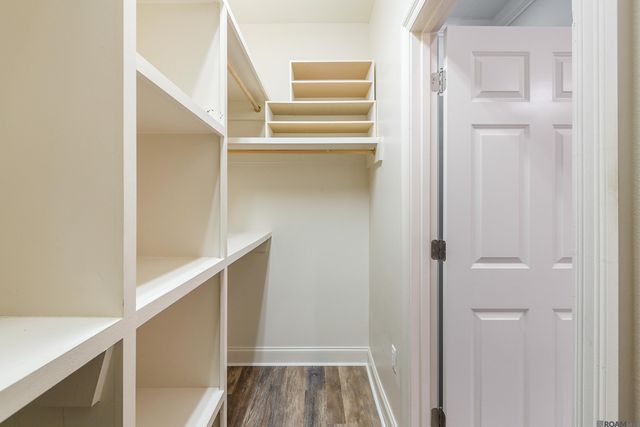 5310 Courtyard Dr, Gonzales, LA 70737