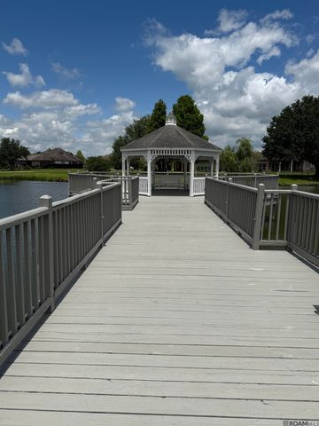 5310 Courtyard Dr, Gonzales, LA 70737