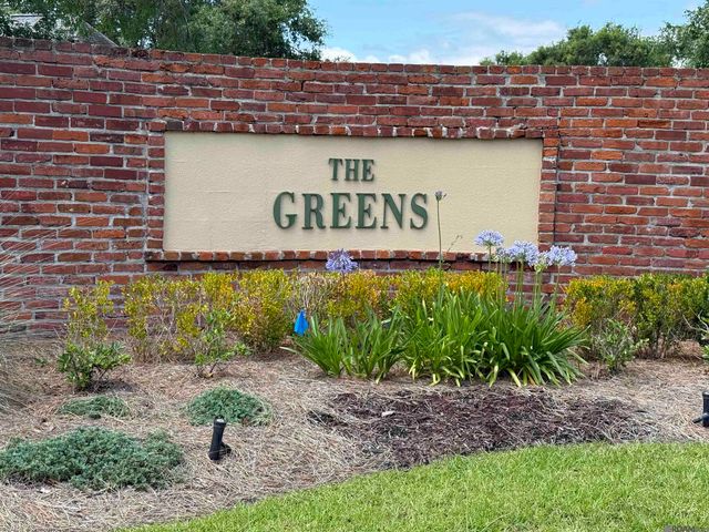 5310 Courtyard Dr, Gonzales, LA 70737