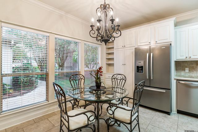 5310 Courtyard Dr, Gonzales, LA 70737