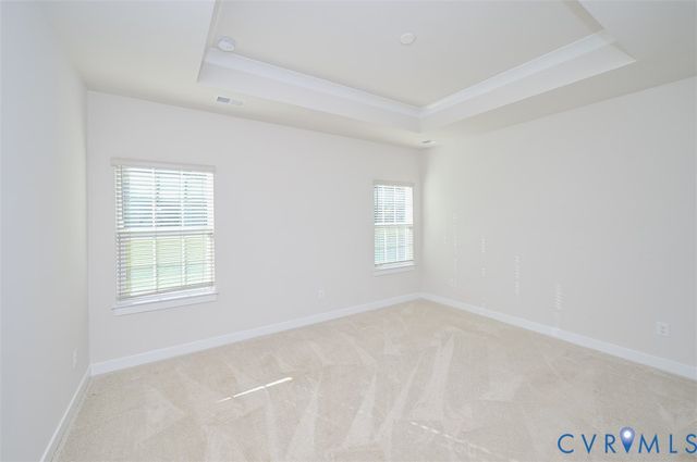 11325 Vulcan Ln, Chester, VA 23831